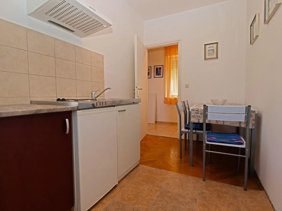 Apartment Silva 1133 Pula